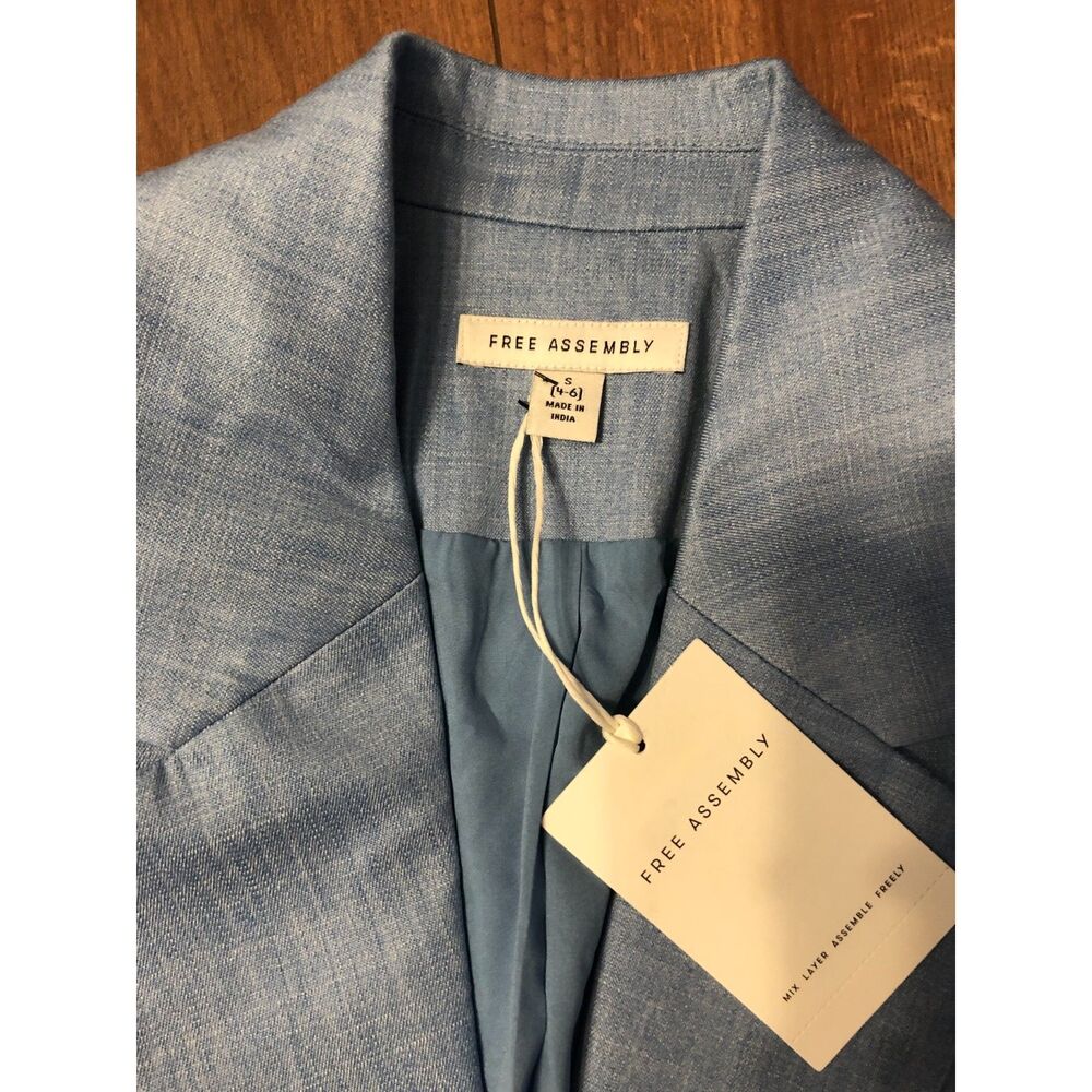 Woman's Small Sport Suit Light Blue Jacket New - Picture 3 of 3